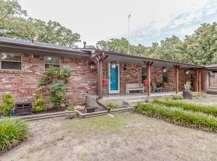 11 Robinhood Dr, Bridgeport, TX 76426