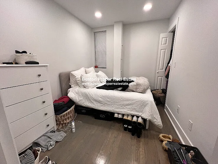 19 Peterborough St #25 — Photo 5