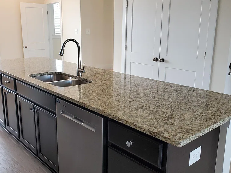 11145 Reisterstown Rd — Photo 32