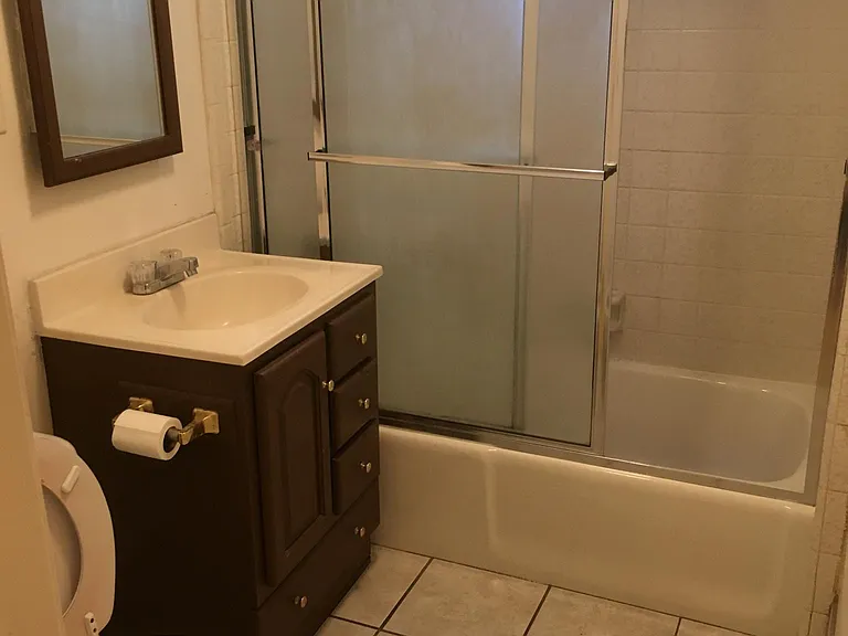 444 W 400 N #B — Photo 11
