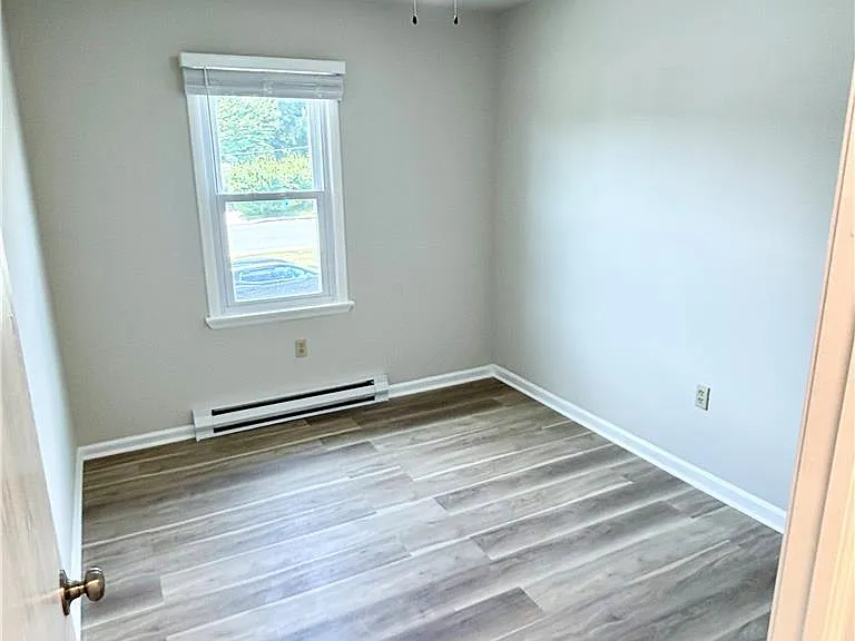 15 W Chestnut St — Photo 11