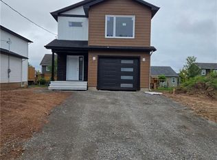 90 Rosenburg St, Moncton, NB E1G6E9