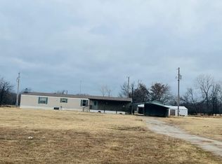 19900 E 32nd St, Yale, OK 74085