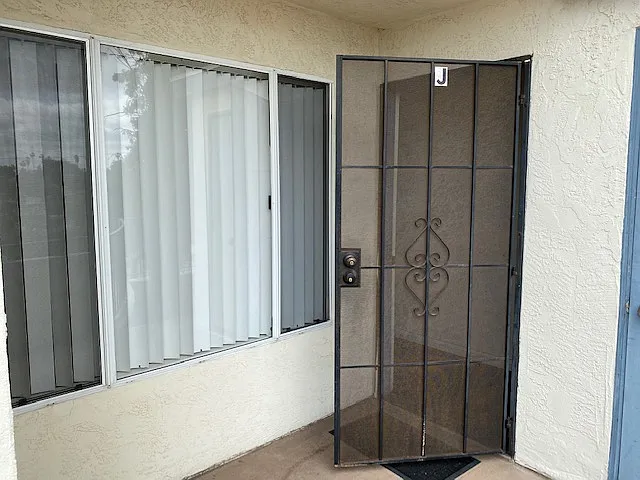 2 bed, 1000 sqft, $2,500 — Photo 1