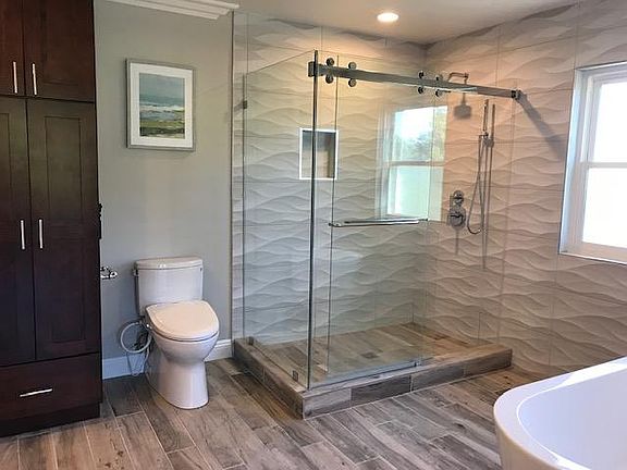 4th image of 6887 Vallon Dr