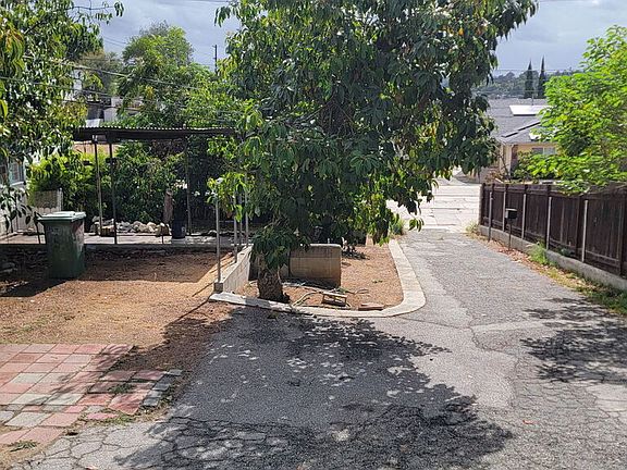 4th image of 4525 College View Ave