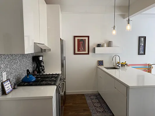 Rented by Lander Real Estate | media 6