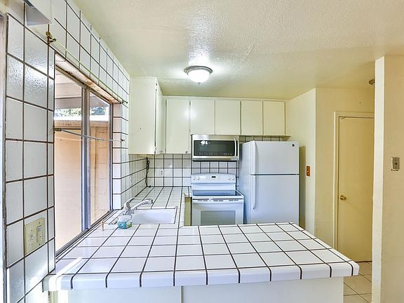 4th image of 5504 Don Rodolfo Ct
