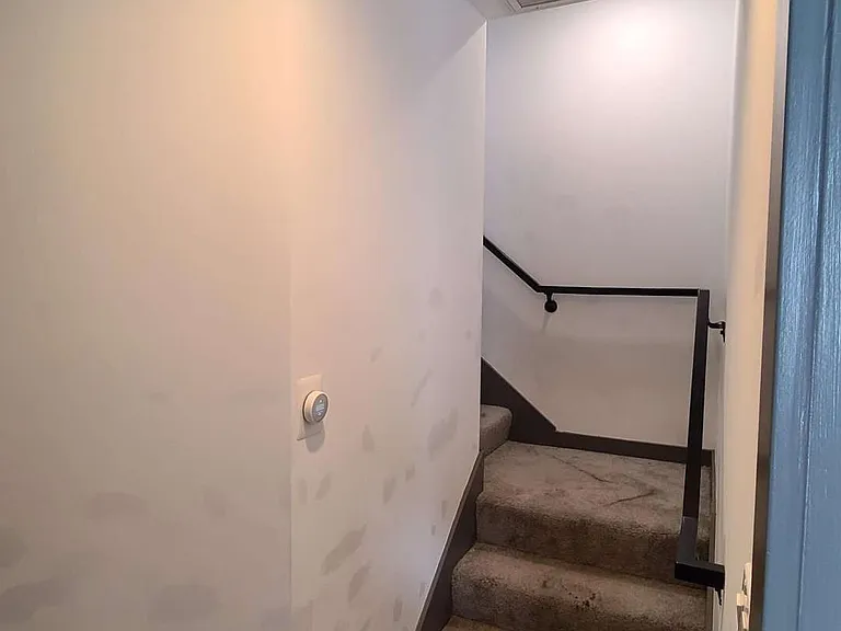 644 N Hobart Blvd — Photo 22