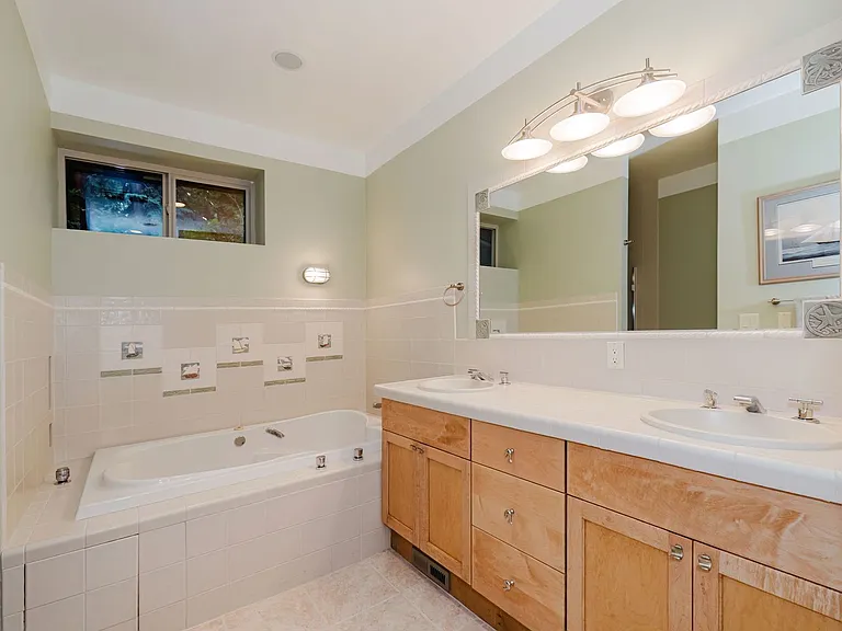 15000 Sivertson Rd NE — Photo 33