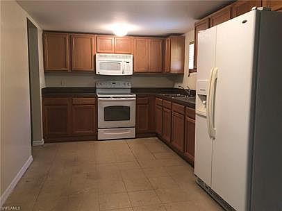 4th image of 1847 Henderson Ave #15134013