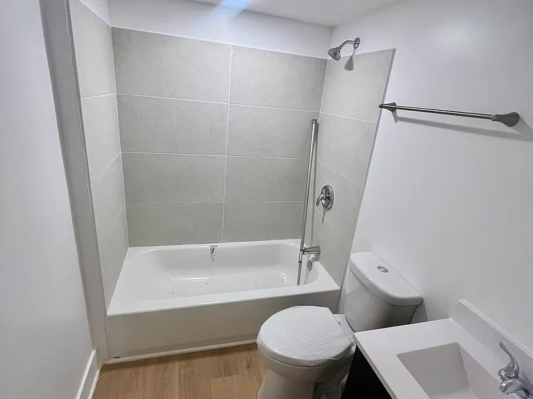 1812 W Cortland St #1F — Photo 19