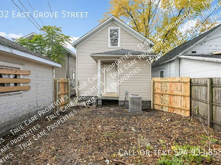 232 E Grove St — Photo 26