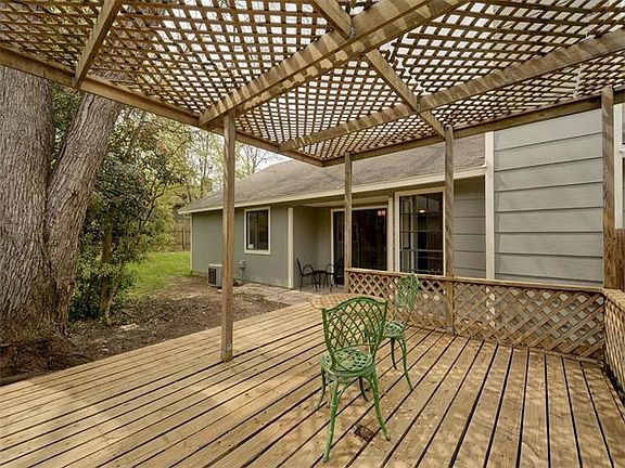 4th image of 1803 Golden Pheasant Dr