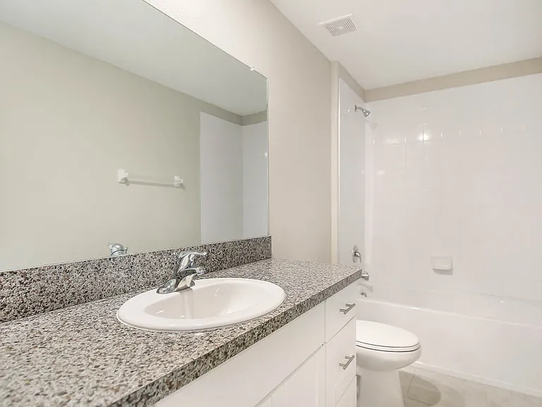 7322 King Creek Dr — Photo 24