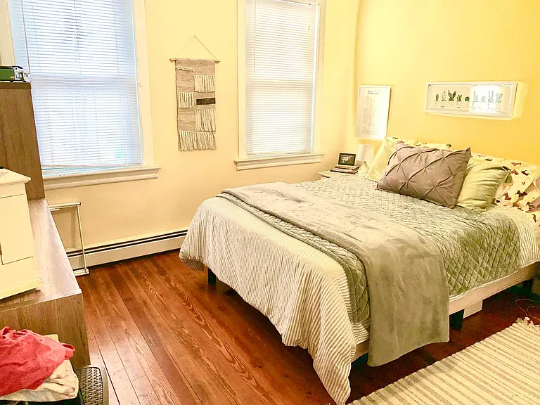 83 America St #2 — Photo 10