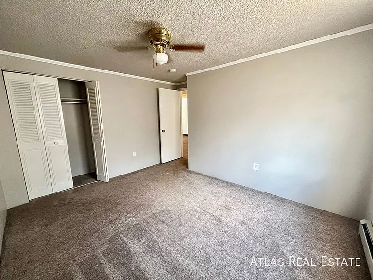 459 El Paso Blvd #I — Photo 9