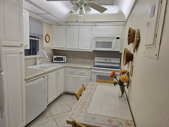 3rd image of 471 Lake Frances Drive