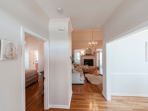 4th image of 162 Mimosa Dr