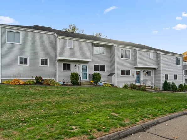 103 Fresh Meadow Road #103, Branford, CT 06405