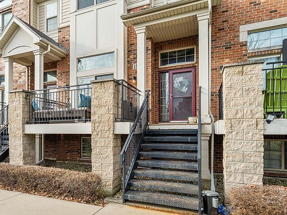 2nd image of 1509 Lakeridge Ct #35