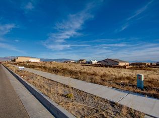 6536 Petirrojo Rd NW, Albuquerque, NM 87120