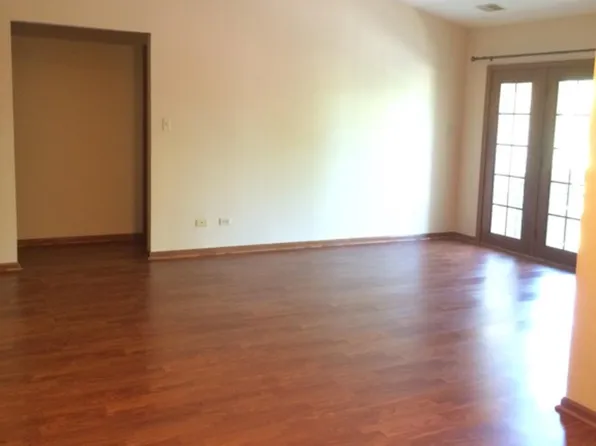 2161 Oak Rd #2, Homewood, IL 60430