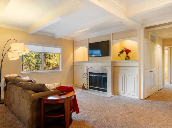 52805 Idyllmont Rd, Idyllwild, CA 92549