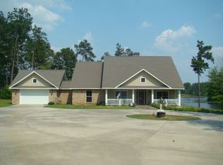 230 Rock Ranch Rd, Picayune, MS 39466