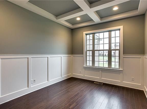 5th image of 309 Crescent Moon Cir #219-lot 219