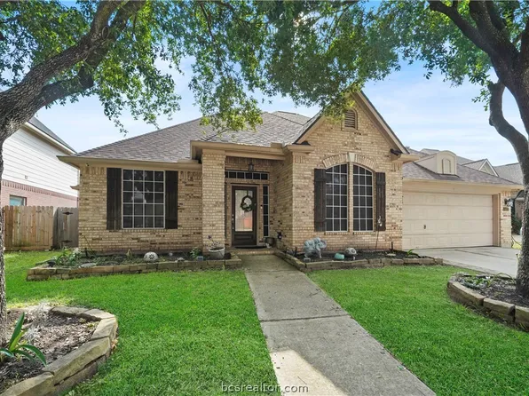 6423 Silver Crescent Dr, Houston, TX 77064