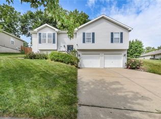 7908 N Ames Ave, Kansas City, MO 64151