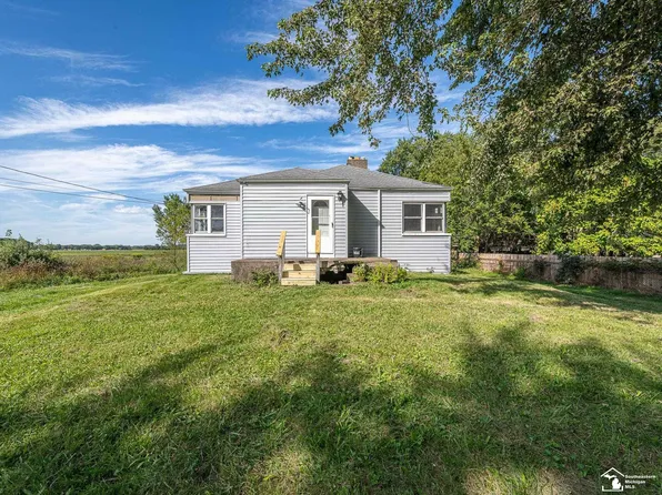 564 Castella St, Temperance, MI 48182
