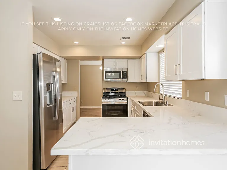 7312 Queen Palm Dr — Photo 8