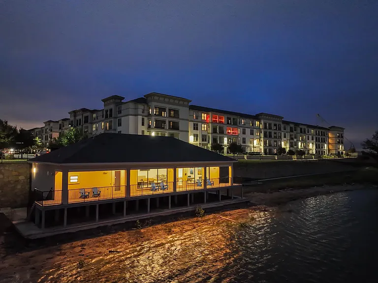 Reveal at Bayside — Photo 2