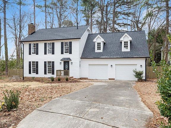 2nd image of 1609 Falls Ct