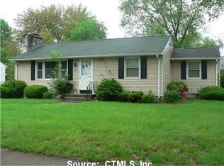 78 Lane St, Hamden, CT 06514