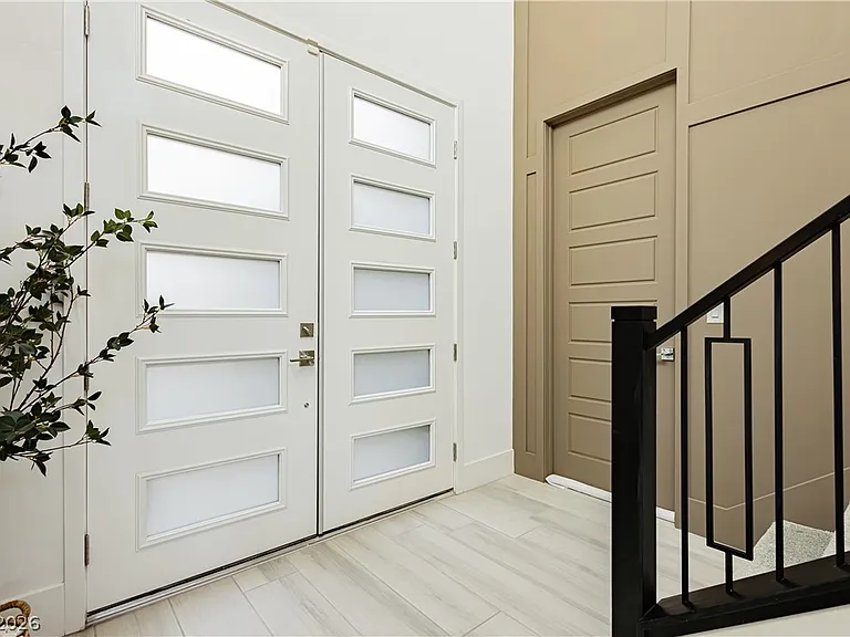 322 Natoire Ct — Photo 5