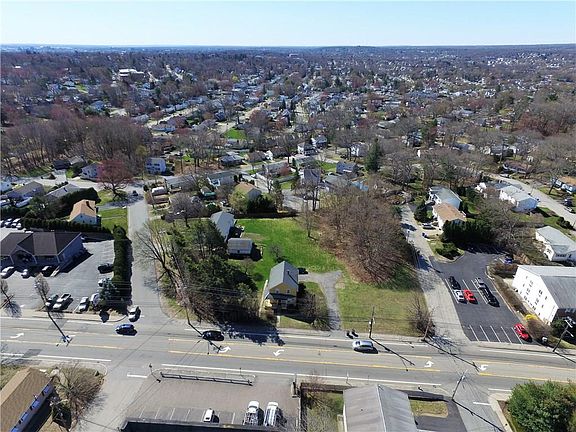 5th image of 1998 Mineral Spring Ave