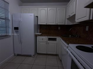 9460 Fontainebleau Blvd APT 429, Miami, FL 33172