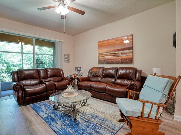 4th image of 2559 Stockbridge Sq SW