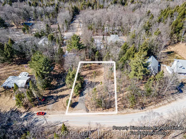 0 Sunnyside St, Dysart Et Al, ON K0M 1S0