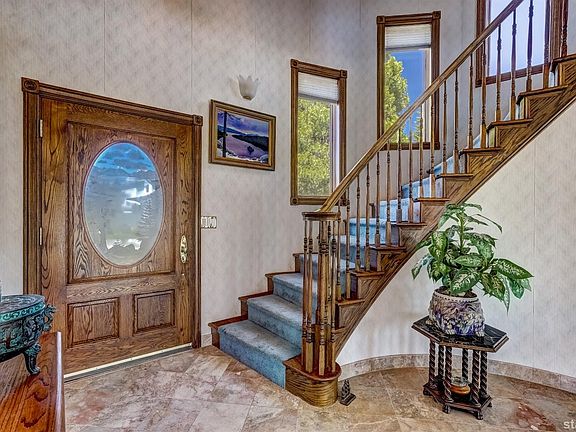 3rd image of 2216 Balboa Dr
