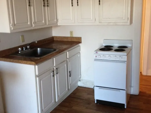 6 1/2 - 14 1/2 North Winooski Avenue