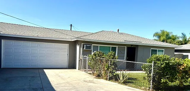 340 S Aspan Ave #340 — Photo 2