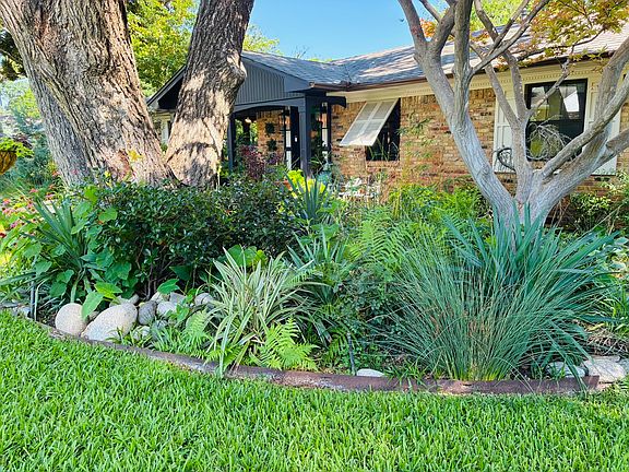 5th image of 9011 Fringewood Dr