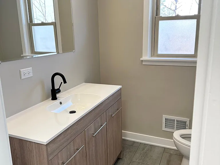 2049 Hagen Ln — Photo 7