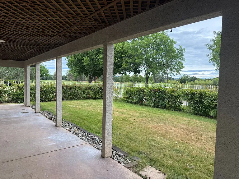 22490 Golftime Dr — Photo 3