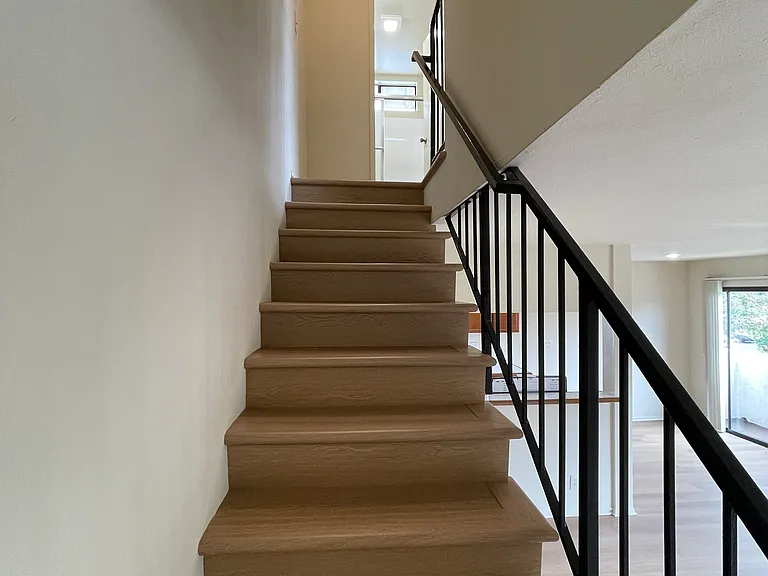 11913 Avon Way — Photo 11