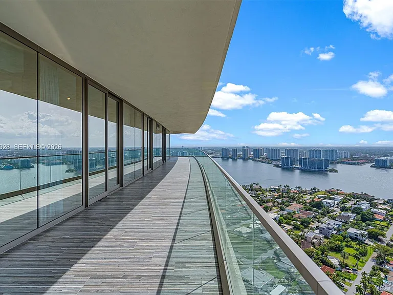 18975 Collins Ave #3605 — Photo 33